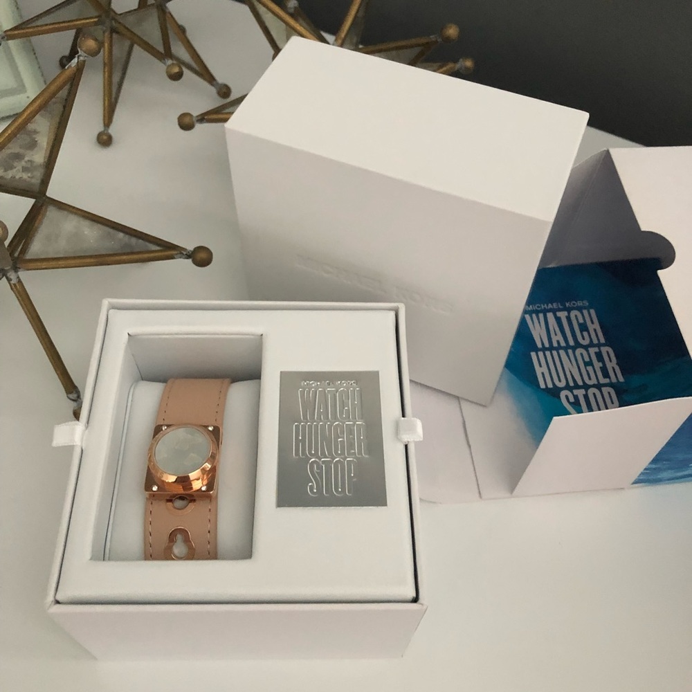 Micheal Kors Access Hunger Stop Activity Tracker